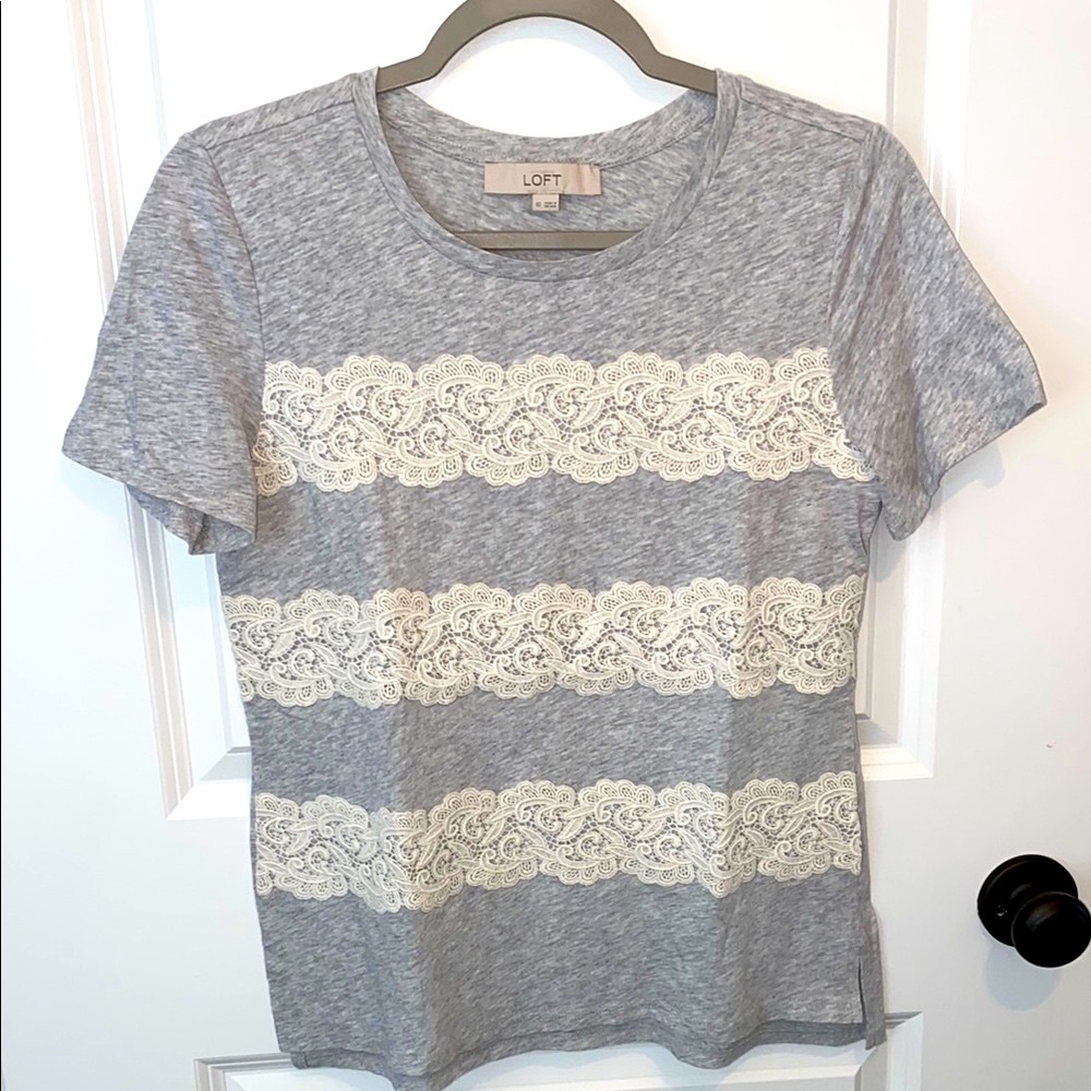 LOFT - LOT - Gray Lace Trim Women's Top